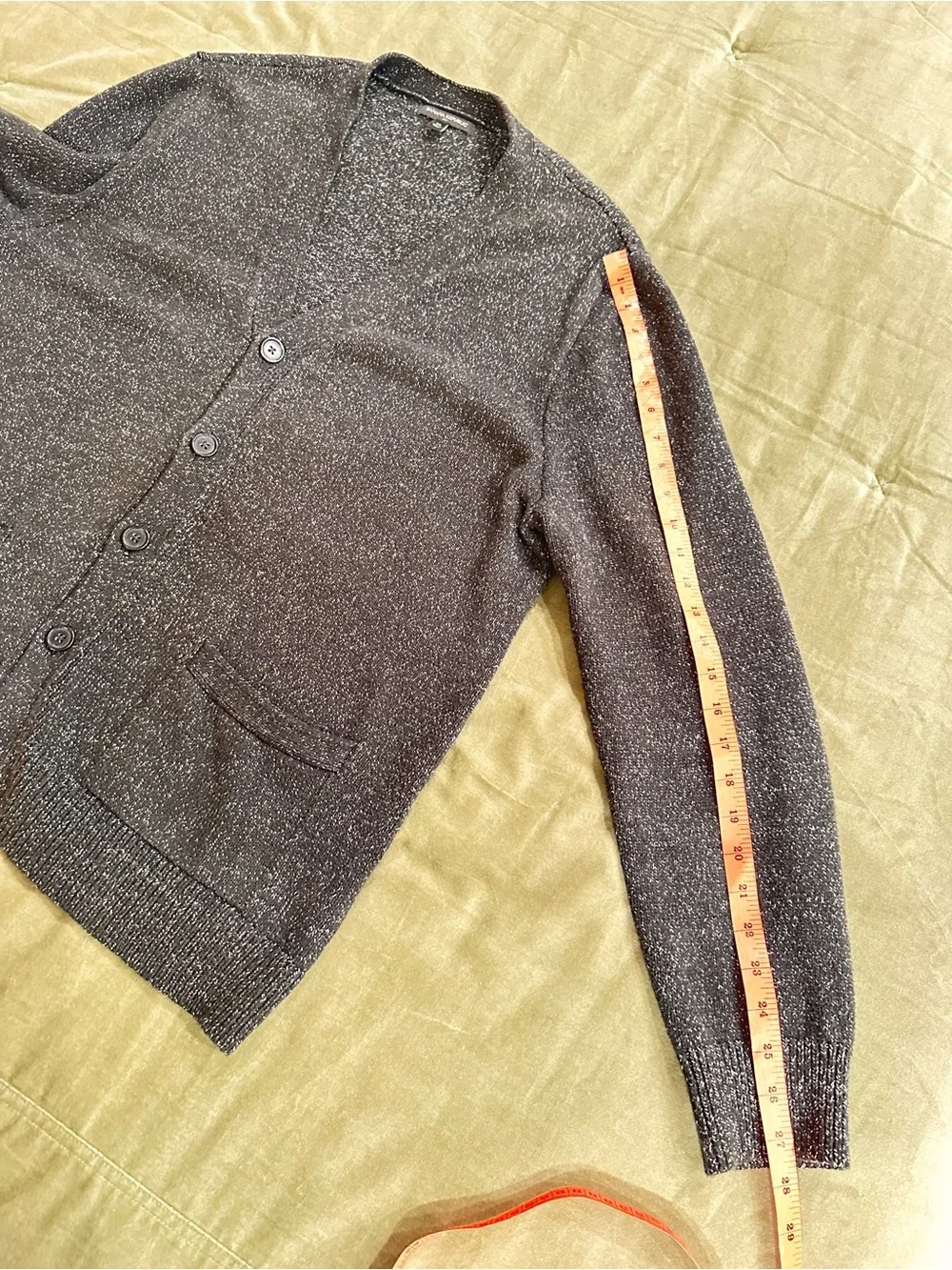 Banana Republic classic neck